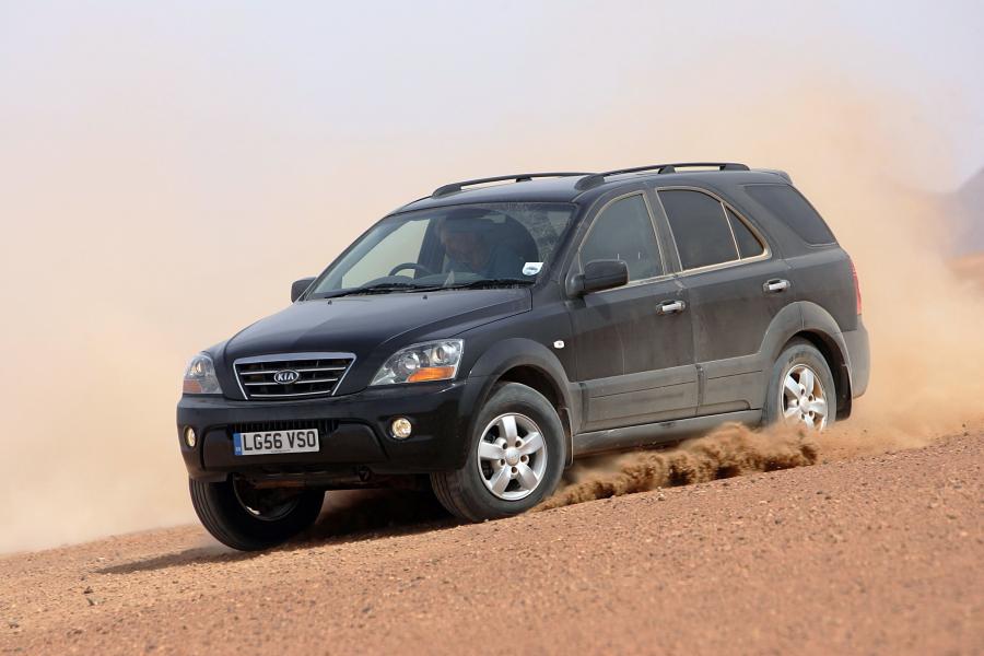  Kia Sorento 2006 года  (фото 22 из 57)